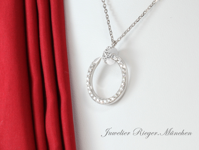 Bild 2 der Galerie: Cartier Collier Juste un Clou Weissgold 750 2016 Diamanten Brillanten Gold Kette