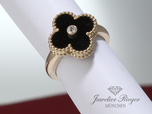 Bild 4 der Galerie: Van Cleef & Arpels Ring Vintage Alhambra Gr. 53 Gelbgold 750 Diamant Onyx 2014