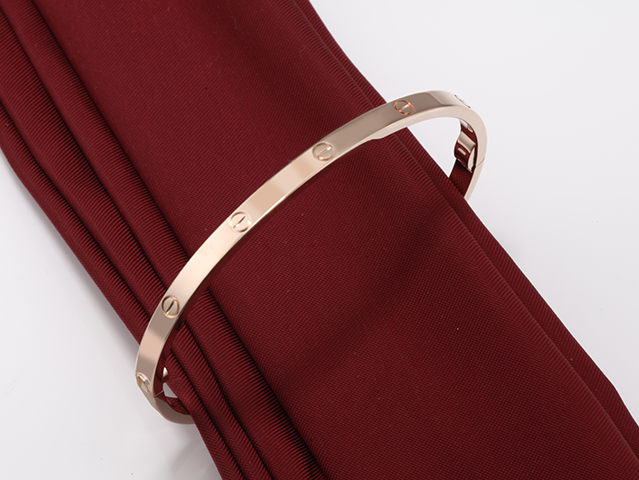 Bild 1 der Galerie: Cartier Armreif Love SM Rosegold 750 Größe 19 2021 Gold Damen Armband