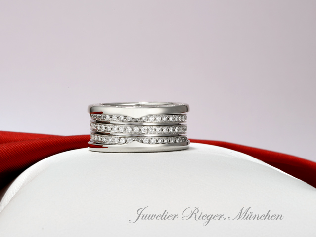 Bild 1 der Galerie: Bulgari Ring B-Zero 1 4-Band Weissgold 750 Diamanten Gr 52 Gold Brillanten