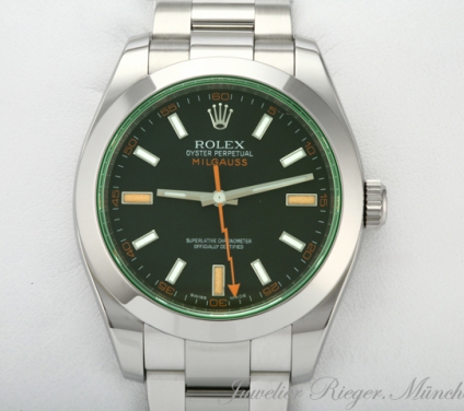 Uhransicht von vorne, hauptsächlich das Zifferblatt und die Lünette sichtbar. Rolex Milgauss 116400GV 2009 LC100 Edelstahl Automatik Stahl Grün Green