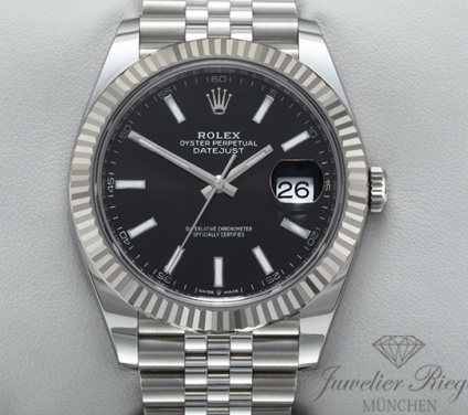 Uhransicht von vorne, hauptsächlich das Zifferblatt und die Lünette sichtbar. Rolex Datejust 41 126334 2024 Stahl Weissgold 750 Automatik Gold