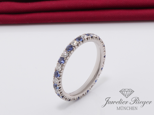 Bild 2 der Galerie: Cartier Ring Etincelle Platin 950 Diamanten Saphire Gr 53 Breite 2,6 mm 2024