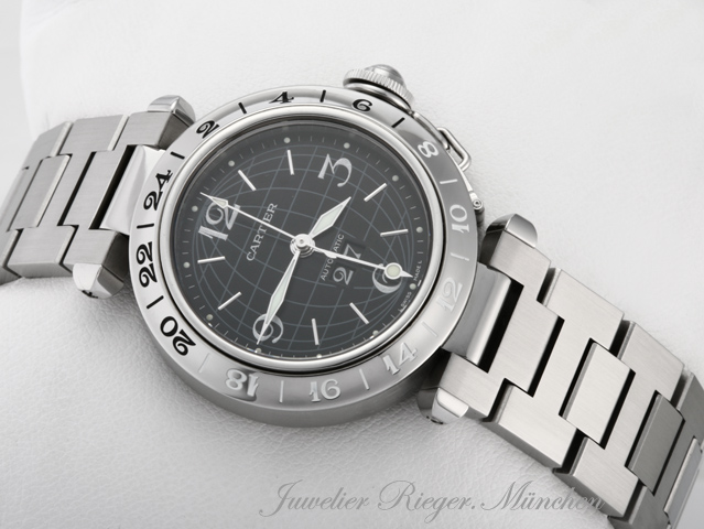 Bild 3 der Galerie: Cartier Pasha C GMT 35 mm W31049M7 Edelstahl Automatik Damen Stahl