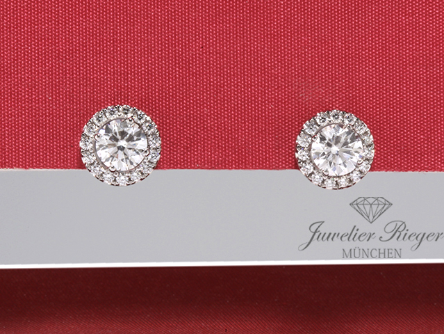 Bild 1 der Galerie: Diamant Solitär Ohrstecker Weissgold 750 2 Diamanten à ca. 1,02 ct Gold Ohrringe