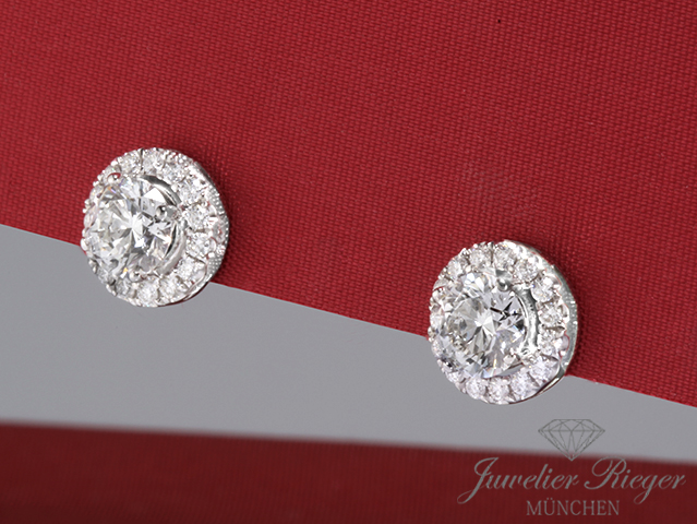 Bild 2 der Galerie: Diamant Solitär Ohrstecker Weissgold 750 2 Diamanten à ca. 1,02 ct Gold Ohrringe